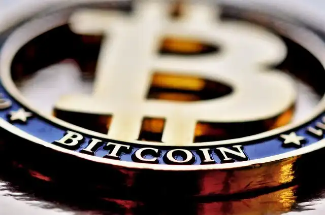 Crypto Bill: GENIUS Act, Trump, and Stablecoin Regulation