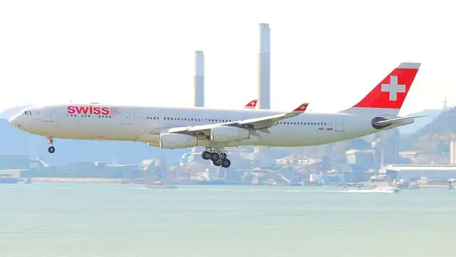 Indian Cabinet Backs Airlines with ₹10,000 Cr Fund for Fuel Price Stability
